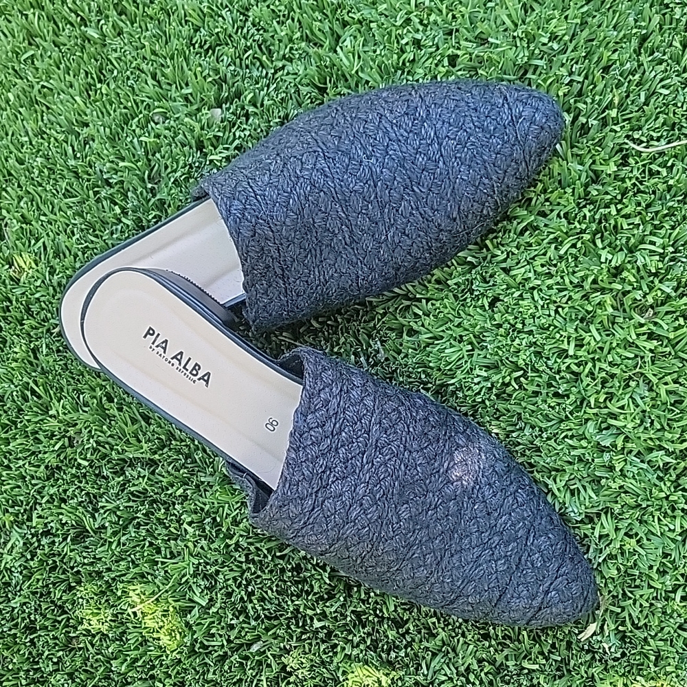 Abaca Mules - Picture 2 of 9